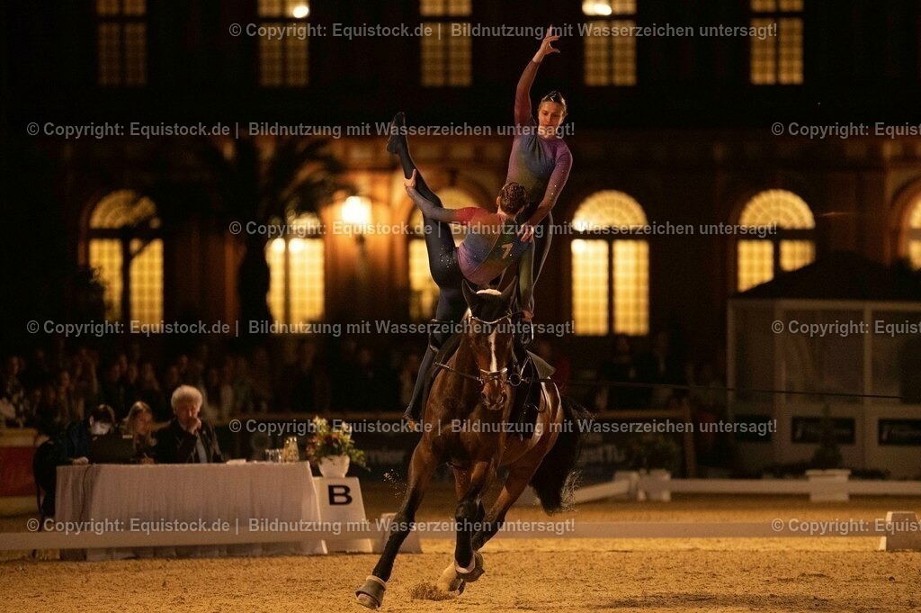 20230527_Voltigieren_NASPA_Flutlicht_1101 | equistock