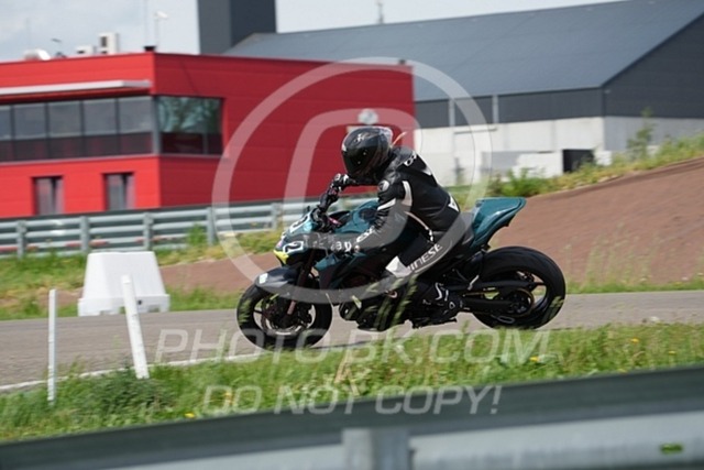 2024_05_14_PBK_23450 | Sportfotografie; SlowMotion; Video; Rennstrecke; Hafeneger; Speer; Racing; RSE; BMW; CBO; Trackday; Motorsportarena; Hockenheimring; Brno; Most; Barcelona; Valencia