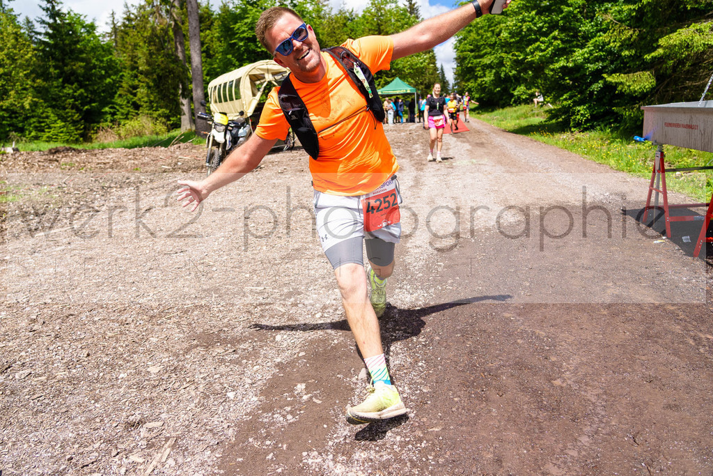 Rennsteiglauf Marathon 2024 | 25. Mai 2024 - 42,2 km von Neuhaus nach Schmiedefeld