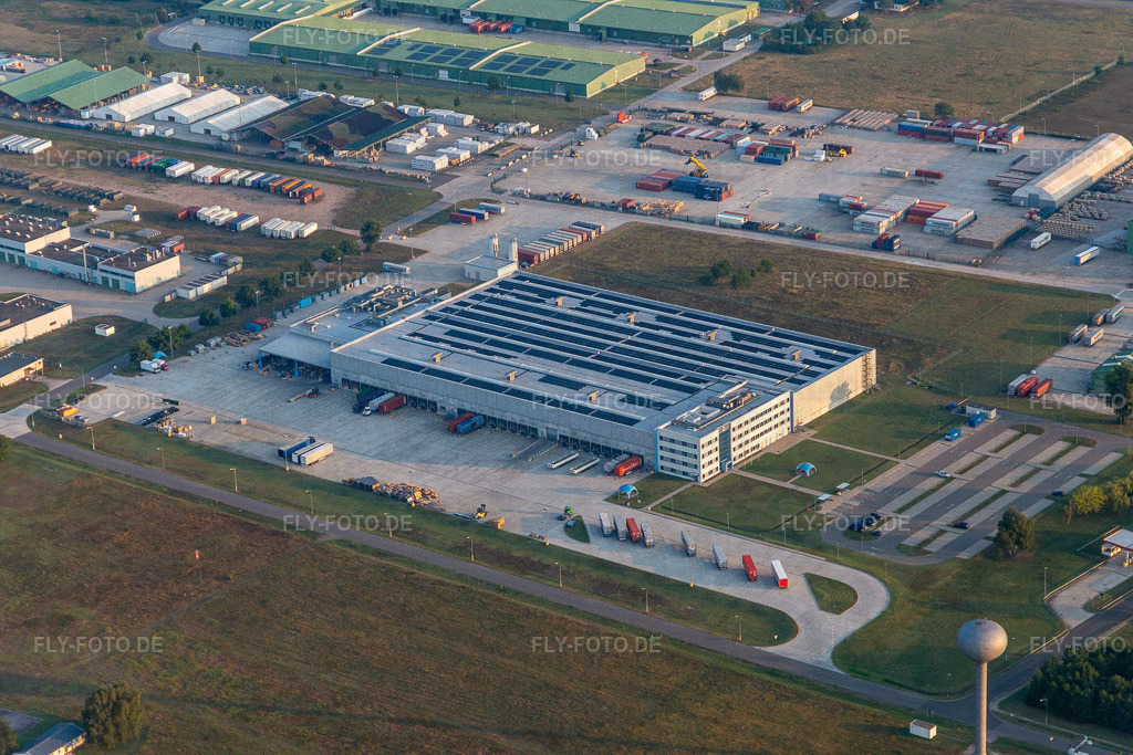 Ortsansicht | Luftbild: Ortsansicht in Lingenfeld im Bundesland Rheinland-Pfalz in Deutschland. Foto: IMG_116831.jpg vom 25.08.2019 durch Werner Riehm/FLY-FOTO.de - Realisiert mit Pictrs.com