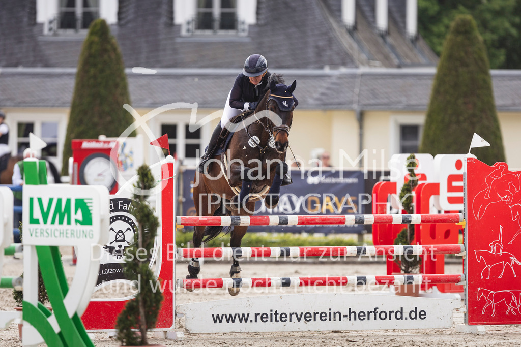 260509_PfSpTa_5_L-Spr-548 | Deine schönsten Turniermomente als professionelle Fotos! Entdecke hochwertige Pferdesport-Fotografie im Online-Shop. Jetzt Fotos finden & bestellen!