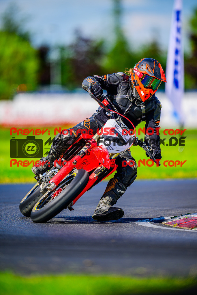 MaZZes_FotoMatrix_240714_6007705_2962 | S4