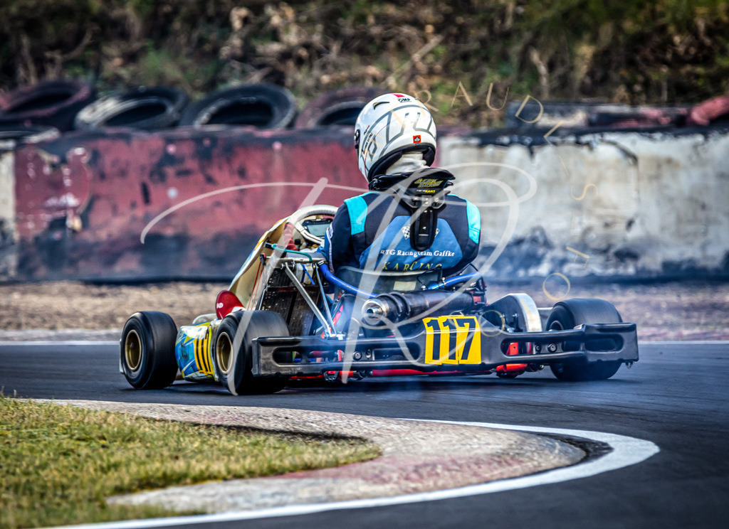 7C7E2579-EAA4-4316-97A4-74230268453C | traudl_s_fotos