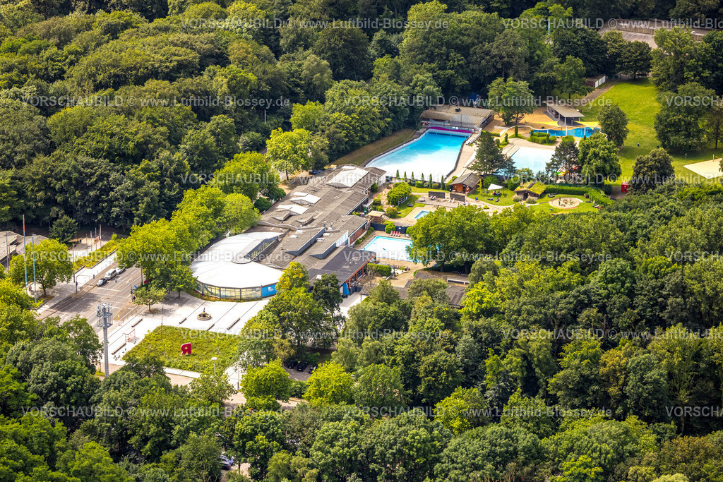 Bottrop240701284 | Luftbild, Wellnesscenter Revierpark Vonderort mit Sauna, Liegewiese und  Freibad, LSG Stadtwald Osterfeld, Süd-West, Bottrop, Ruhrgebiet, Nordrhein-Westfalen, Deutschland