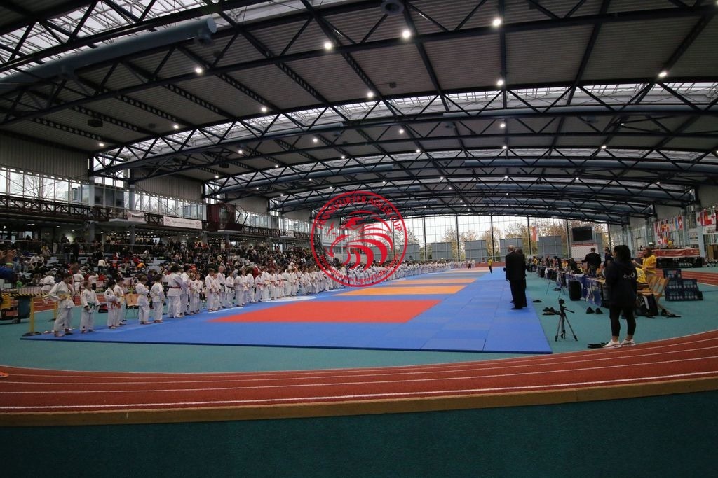 MSY-2022-10-29-7698 | Fotos vom Adler Cup - Pictures from Adler Cup

Hier findet Ihr alle Eindrücke und großen Momente der Adler Cup Wochenenden. Here you will find all impressions and great moments of the Adler Cup weekends. - Realisiert mit Pictrs.com