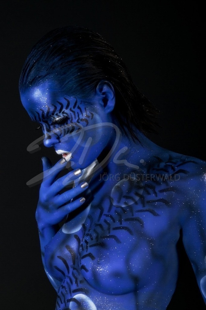 Bodypainting-RACE_3518c | #004 | Modell: Alicia | Foto: Andrej Laukart - Realisiert mit Pictrs.com