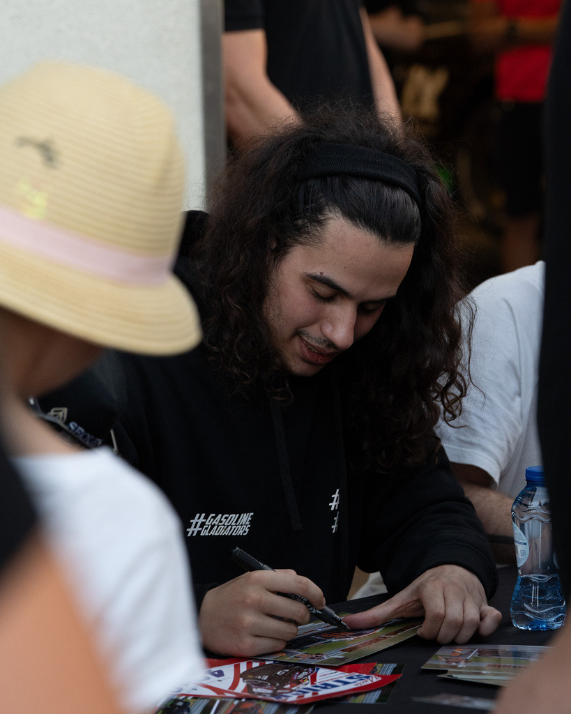 _DSC2427 | Exklusive Motorsport-Fotografie aus Leipzig von TXO Media – für Rennfahrer, Teams & Sponsoren. Sausemuth liefert starke Bilder, die Emotion zeigen. Jetzt buchen & glänzen! - Realisiert mit Pictrs.com