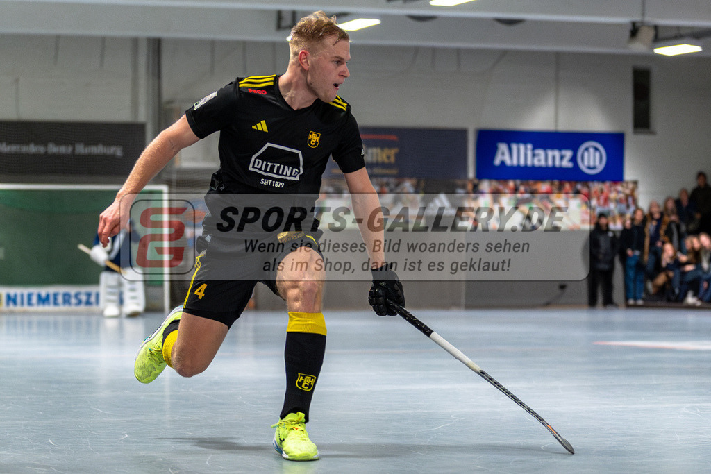 SM_2024-12-20-D85_-131 | 1.Bundesliga Hallenhockey  (M) DCADA - HTHC / 3:4 (1:1)