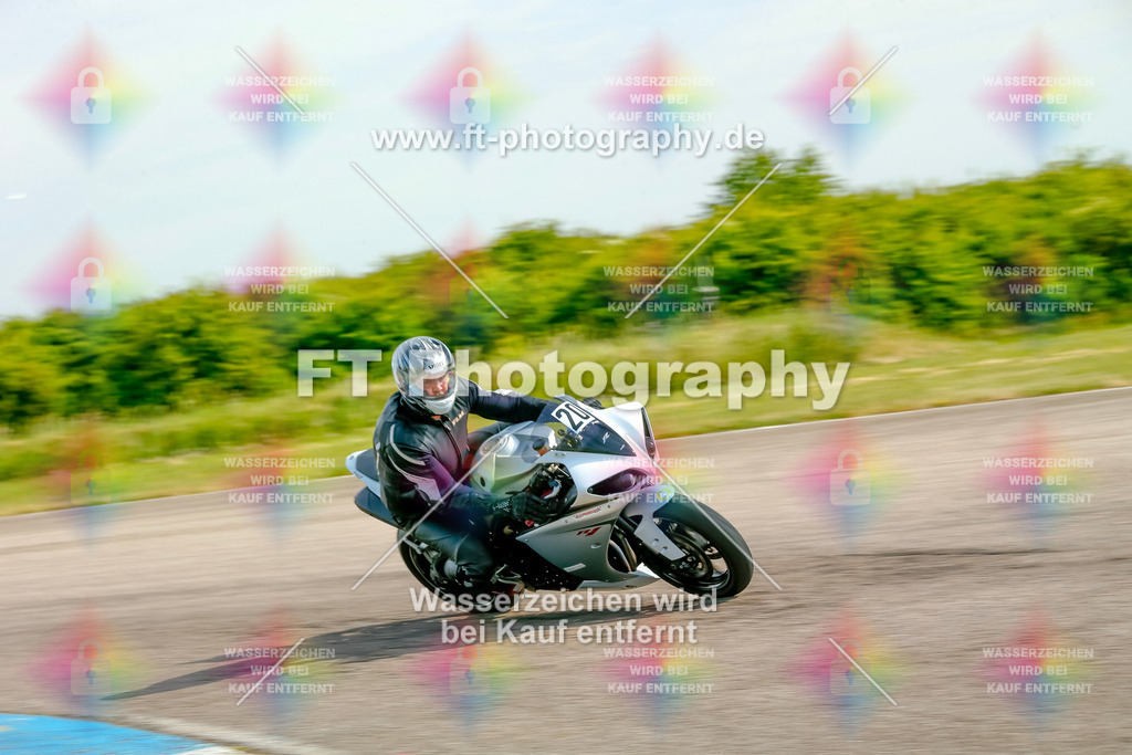 _MOT0720 | Hier findet Ihr Bilder von Touristenfahrten auf der Nürburgring Nordschleife oder von anderen Veranstaltungen die ich besucht habe. Viel Spass beim Durch Schauen 