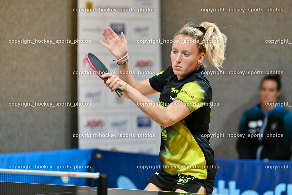 SCO Ossiachersee Bodensdorf vs. SU Spk. Kufstein | Katarina Strazar, SCO Ossiachersee Bodensdorf vs. SU Spk. Kufstein, SCO Ossiachersee Bodensdorf vs. SU Spk. Kufstein am 04.10.2024 in Bodensdorf (SCO Halle Bodensdorf), Austria, (Photo by Bernd Stefan)