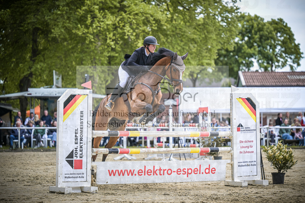 DOS_2111 | Entdecke hochwertige Reitturnierfotos von Foto Oger. Professionell, emotional und authentisch – jetzt Lieblingsmomente im Shop bestellen.Deutschlandweite Turnierfotografie. - Realisiert mit Pictrs.com