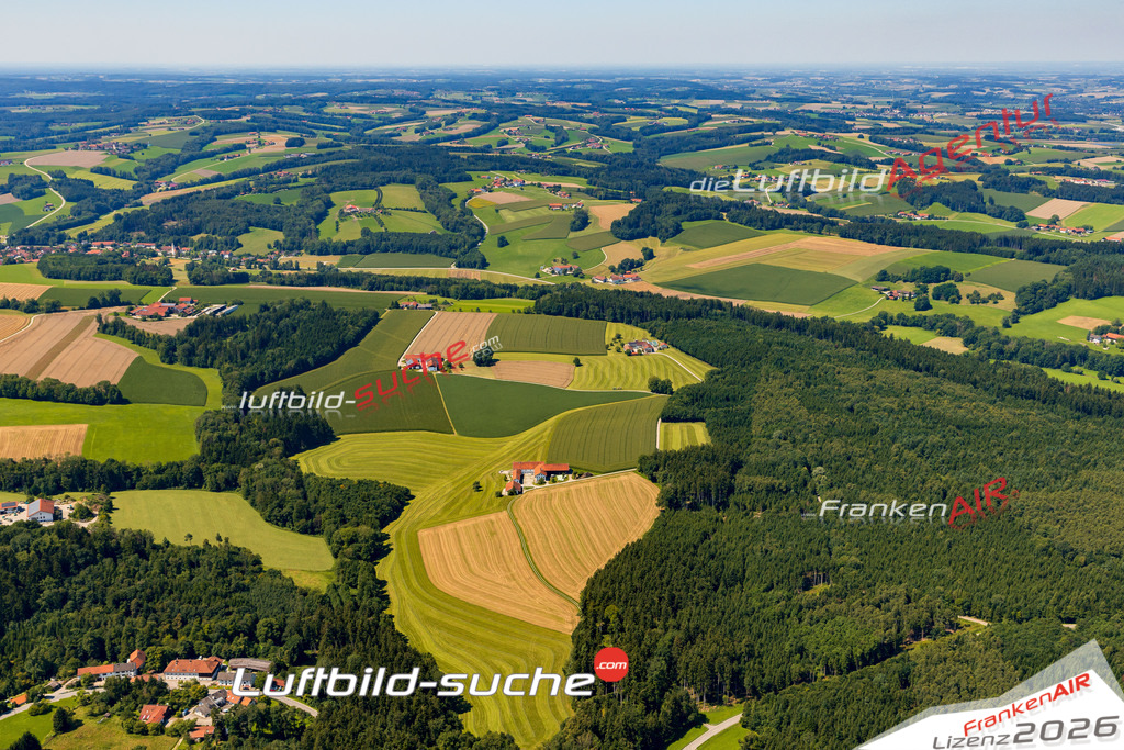 Steinkirchen Obertaufkirchen Bild- Das Luftbild wurde 2025 vom UL-Flugzeug heraus erstellt ( keine Drohne ) - Hochauflösende Luftaufnahme -Nicht vergleichbar mit Google Maps oder Satelittenbilder- Die Geschenkidee !Mit Lizenz und Bildrechte bestellbar