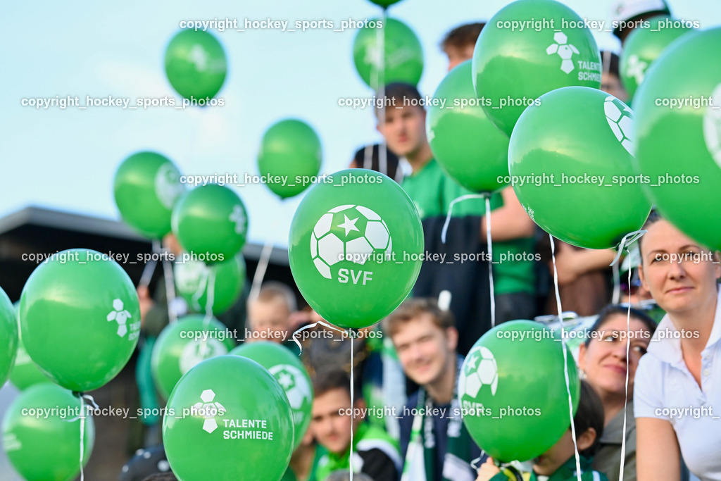 SV Feldkirchen vs. Atus Ferlach 5.5.2023 | Luftballon Aktion SV Feldkirchen, SV Feldkirchen Fans