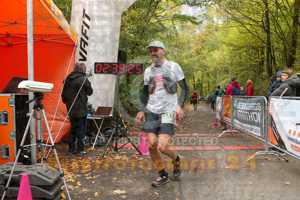 251026_1241_EX1_1007 | Sportfotografie im Rhein-Sieg Kreis, Köln, Bonn, NRW, Rheinland Pfalz, Hessen, etc. Unser Tätigkeitsfeld umfasst den Laufsport vom Volkslauf über den Marathon, Duathlon, Triathon bis zum Ultralauf wie Kölnpfad Ultra oder Schindertrail.