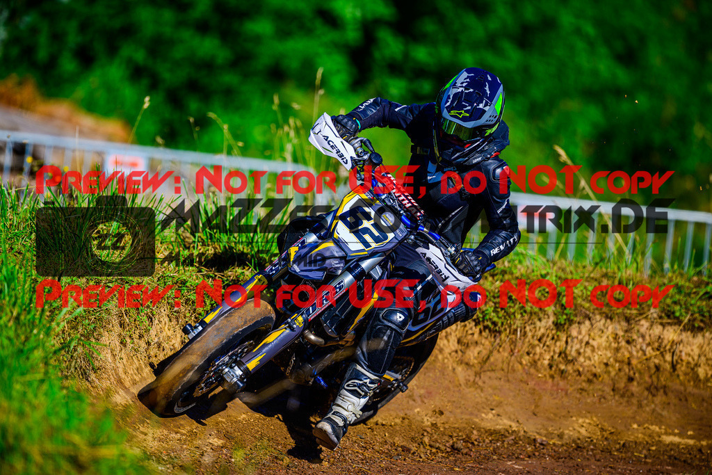 MaZZes_FotoMatrix_240816_6007705_4500 | S4