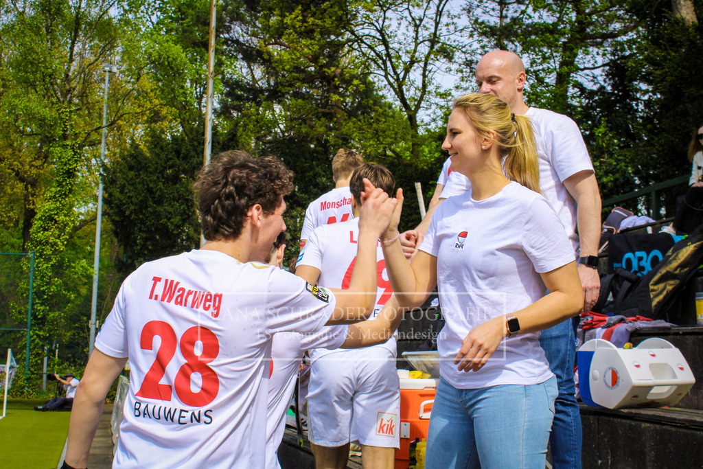 Bundesliga Herren HTC Uhlenhorst Mülheim - Rot-Weiß Köln 13.04.24 Mülheim-097 | lanaschraderfotografie - Realisiert mit Pictrs.com