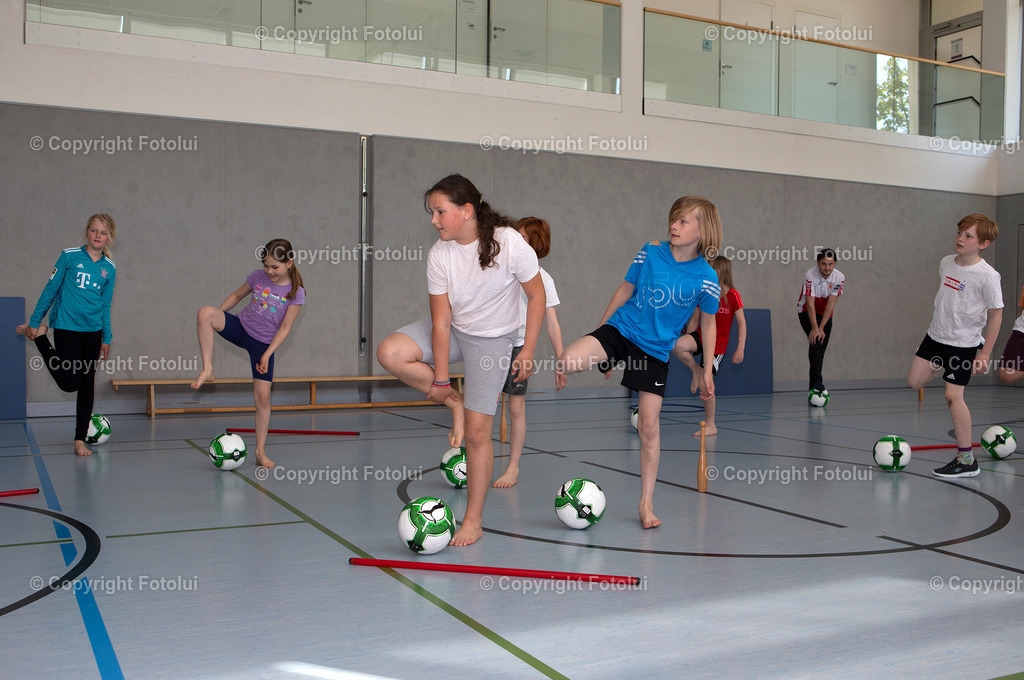 SCHULEAMBALL_030522_10 | bilder, linz, photo, foto, fussball, sport, fotolui, bundesliga