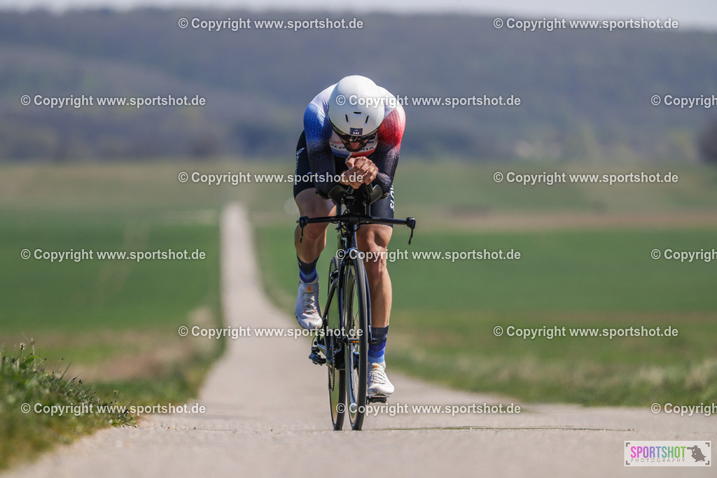368A2718 | Neusiedlersee Radmarathon 2026@sportshot_your_pictrs #yourpictures#roadtowm2029 #nrm #neusiedlerseeradmarathon #neusiedlersee #neusiedlerseetourismus #burgenland #mörbisch #nrm26 #burgenlandtourismus #voglundco #poweredbyburgenlandtourismus #radsport #rad #marathon #ucigranfondo #visitburgenland #ucigranfondoworldseries