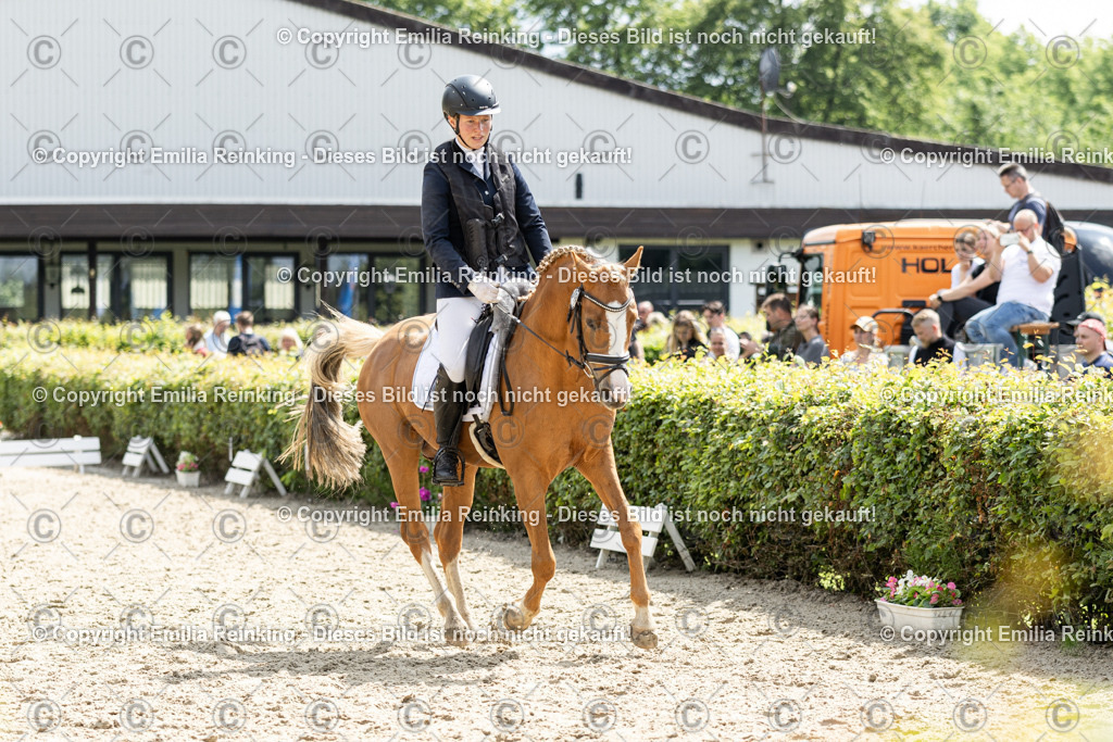 CL5A8027 | Emilia Reinking Fotografie - Realisiert mit Pictrs.com