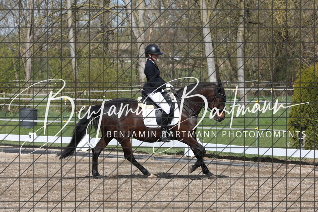 AZ2A3077 | Benjamin Bartmann Photomoments