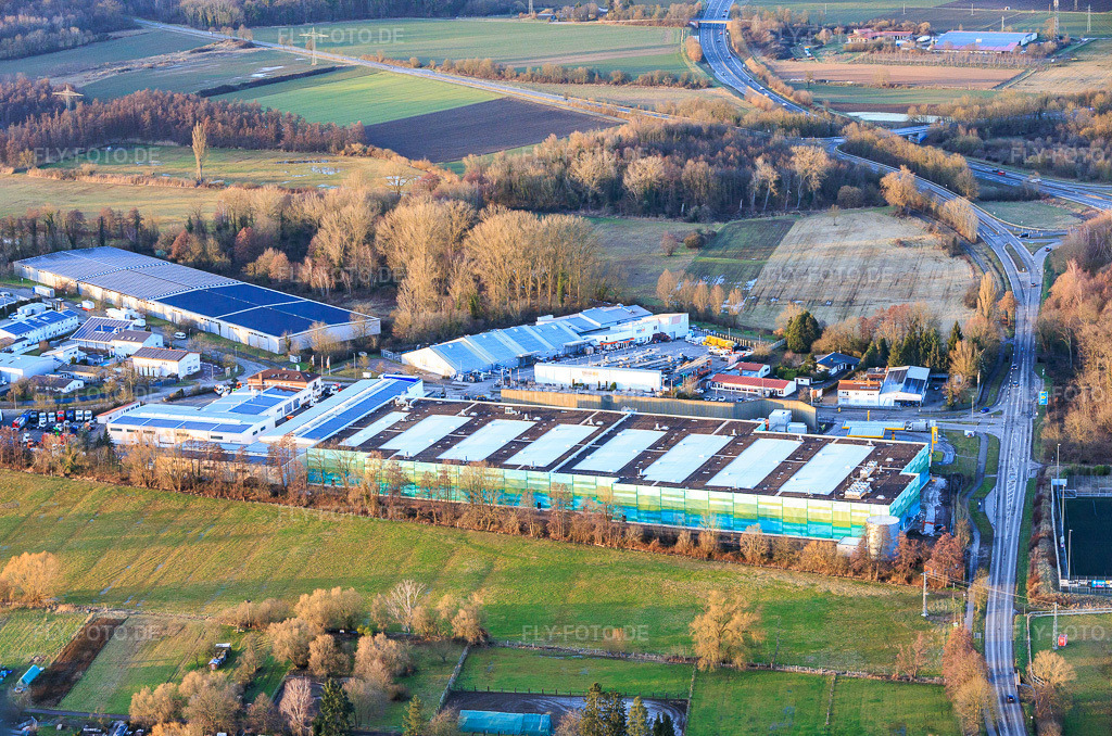 Luftbild: Fast fertiggestelleter Neubau des Logistikpark der HANSAINVEST und DFI-Real-Estate Kandel für FRISCHEPLATTFORM SÜDWEST der Gemüsering Stuttgart GmbH im Ortsteil Minderslachen in Kandel im Bundesland Rheinland-Pfalz in Deutschland. – Foto: IMG_153122.jpg vom 07.02.2026 durch Werner Riehm/FLY-FOTO.de – Auflösung des Originals: 5646 x 3740 px – Entdecke HANSAINVEST | Kapital-verwaltungs-gesellschaft: Hansainvest – Gemüsering Stuttgart: Gemüseanbau, Obst und Gemüseproduktion, Foodservice – Unternehmensgruppe Hagedorn – dd-baumanagement.de – BREMER SE – k-eins architekturbüro GmbH Berlin Berlin – Immobilienprojekte | Baron Equity GmbH | Grünwald – DFI Real Estate - Driving Future Innovation