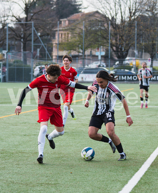 juv_lut_fmachado-0235 | Images from the Juniors B match between Juventus Academy and FC Lutry, played on 18 March 2026 in Lutry, Switzerland, featuring players, coaching staff and match action throughout the game.