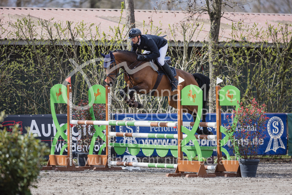 230411_Mühlen_03SprPf-L-343 | Deine schönsten Turniermomente als professionelle Fotos! Entdecke hochwertige Pferdesport-Fotografie im Online-Shop. Jetzt Fotos finden & bestellen!