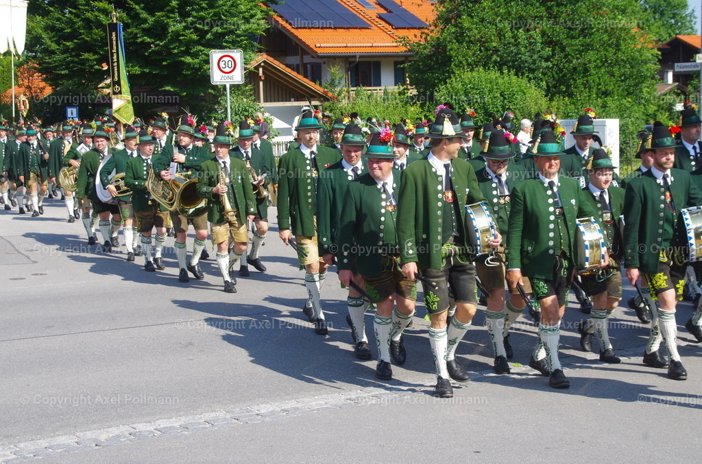 IMGP3225 | fotografiert von Axel PollmannLeonhardi Wallfahrt Benediktbeuern und Murnau, Fronleichnam, Fasching, Landschaft im Loisachtal und Benediktbeuern  - Realisiert mit Pictrs.com