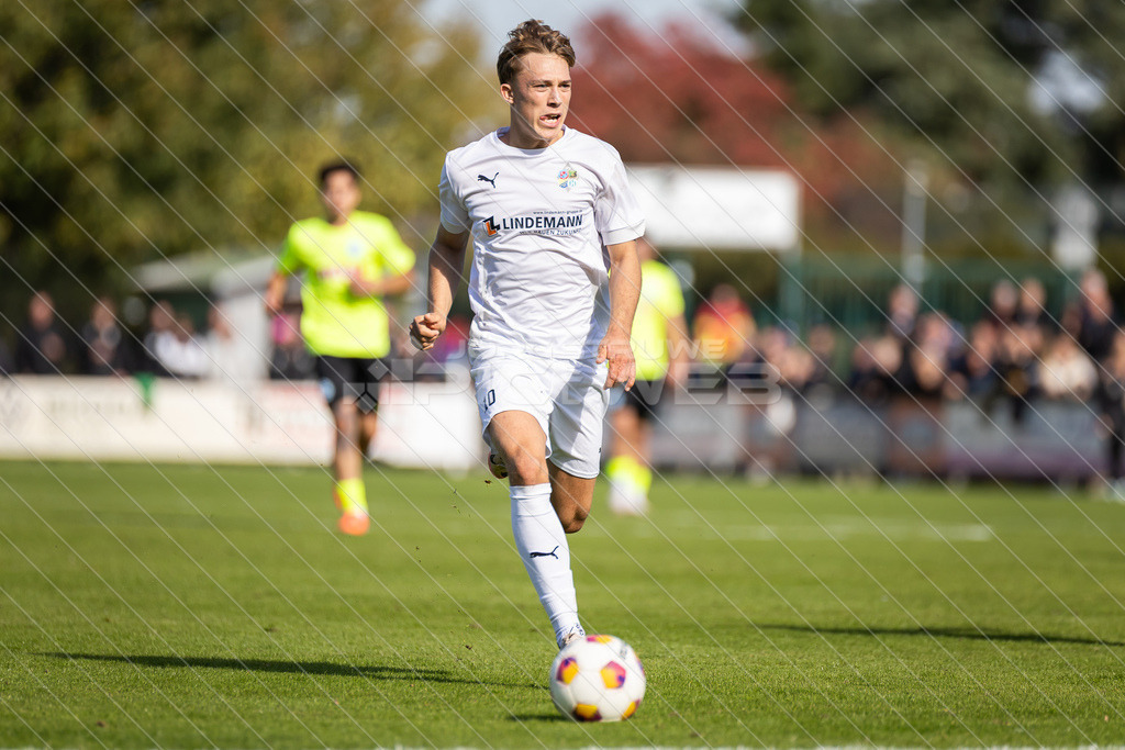 20251003_Picselweb-Fotografie_1R3_1480 | DFB Pokal 2. Runde, JFV A/O/B/H/H - SV Stuttgarter Kickers, Foto: Jörg Struwe - picselweb.de - Realisiert mit Pictrs.com