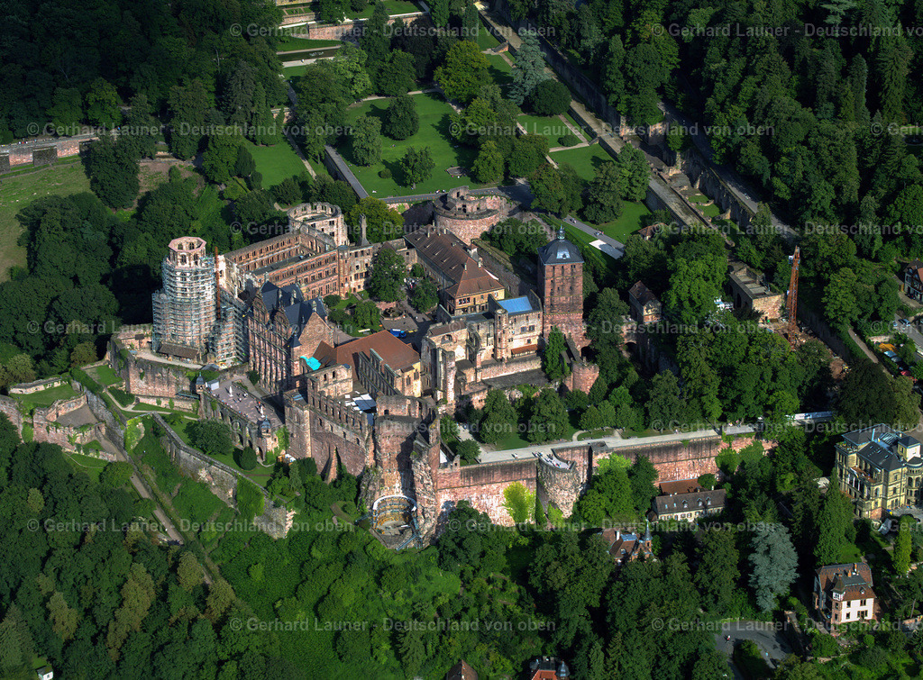 3078066 | Das Heidelberger Schloss ist eine der berühmtesten Ruinen Deutschlands und das Wahrzeichen der Stadt Heidelberg