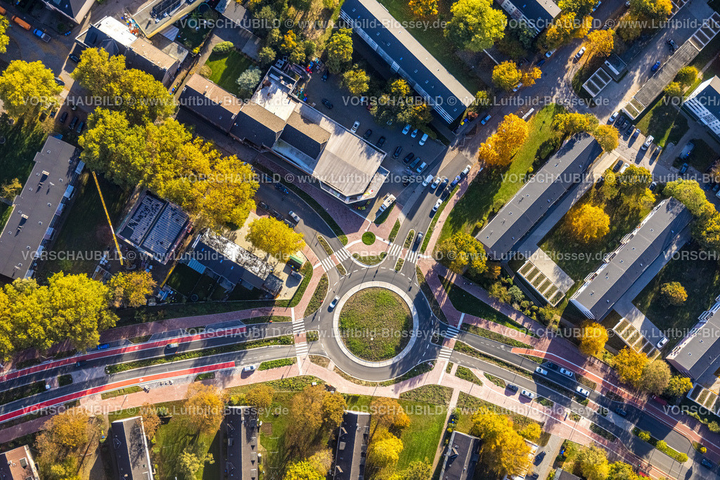 Gladbeck221005235 | Luftbild, Neuer Kreisverkehr an der Wiesmannstraße und Horster Straße, Brauck, Gladbeck, Ruhrgebiet, Nordrhein-Westfalen, Deutschland