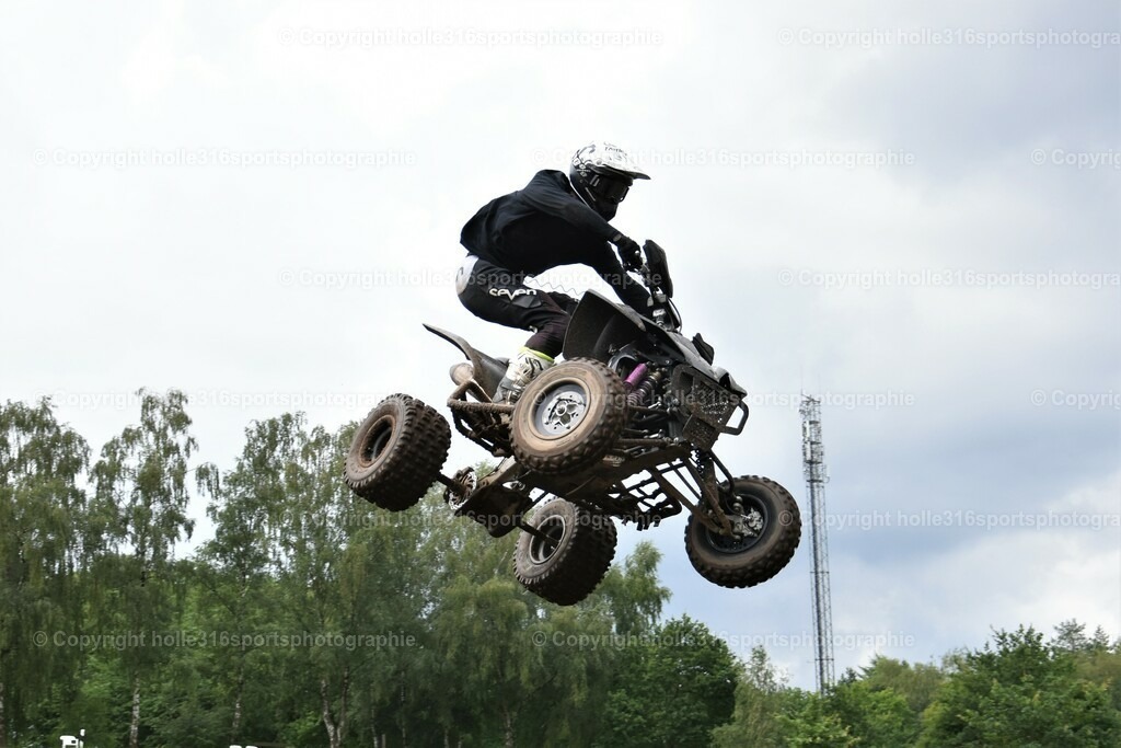 DSC_0831 (2) | Sportfotografie , Motorsport, Motoross, Reitsport, Mointainbike, Enduro,
Landschaft , Outdoor, Eventfotografie, Landschaft, Bilder online bestellen - Realisiert mit Pictrs.com