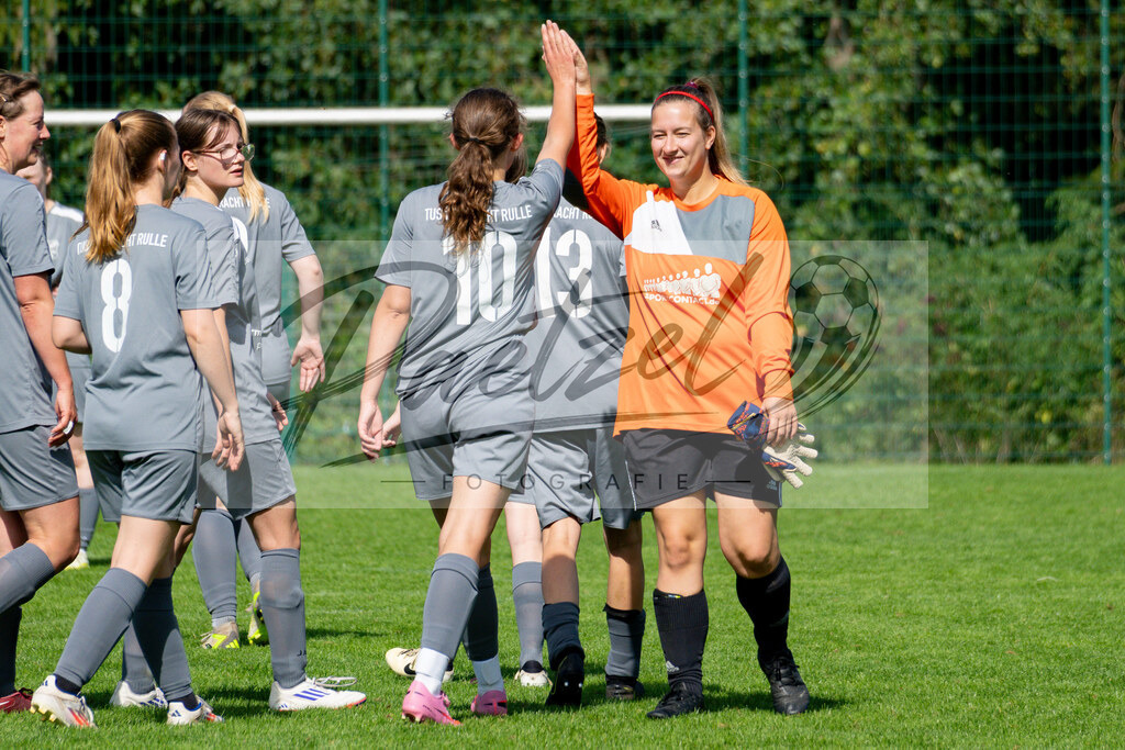 20260906_RULSVK_0590 | Fußball, Frauen:   beim Spiel der Kreisliga zwischen SG Rulle/Haste vs. SV Kettenkamp am 06.09.2026 im Stavermann-Sportpark in Rulle/Wallenhorst, Deutschland.(Foto von Nico Paetzel) - Realisiert mit Pictrs.com