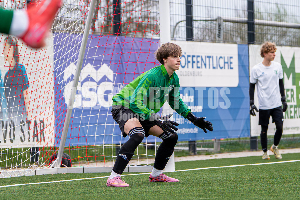 VFL Wittekind-Wildeshausen - TuS Eversten I 02500 | jns.sportfotos - Realisiert mit Pictrs.com