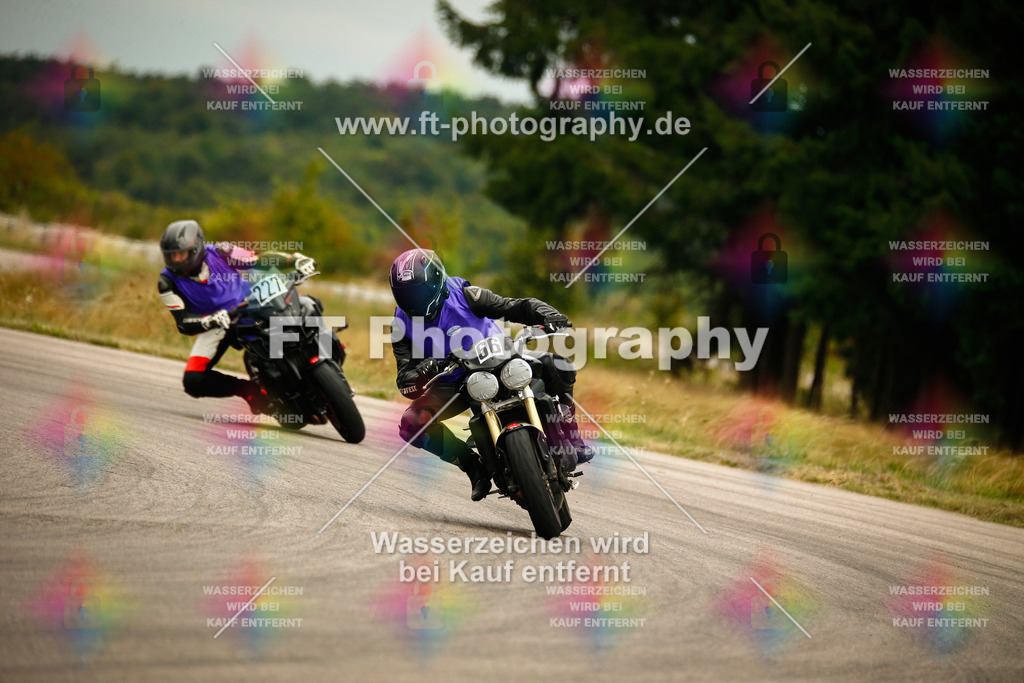 _MOT6654 | Hier findet Ihr Bilder von Touristenfahrten auf der Nürburgring Nordschleife oder von anderen Veranstaltungen die ich besucht habe. Viel Spass beim Durch Schauen 