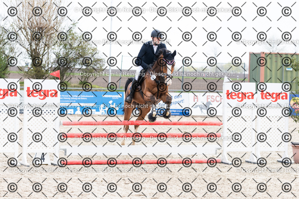 CL5A5012 | Emilia Reinking Fotografie - Realisiert mit Pictrs.com