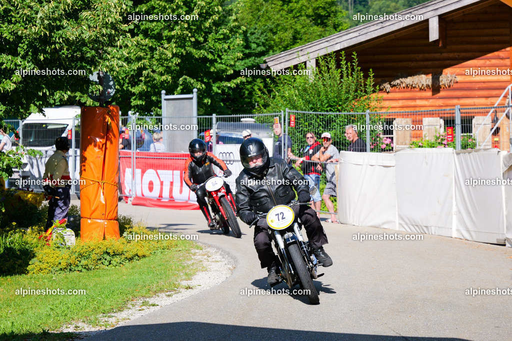 P1025738 | Erleben Sie atemberaubende, hochqualitative Fotos Ihrer Fahrt entlang der malerischen Alpenstraßen. Besuchen Sie alpineshots.com, um professionelle Aufnahmen Ihrer unvergesslichen Reise zu finden und zu kaufen - Realisiert mit Pictrs.com