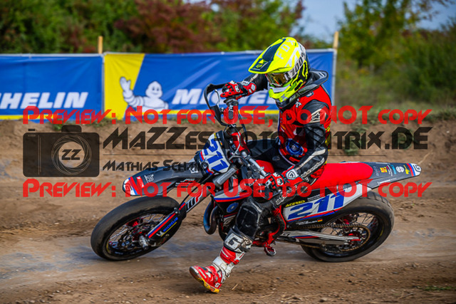 MaZZes_FotoMatrix_231001_8047 | S4