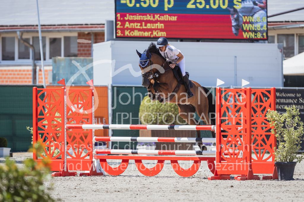 230610_Mühlen_Stil-L-132 | Deine schönsten Turniermomente als professionelle Fotos! Entdecke hochwertige Pferdesport-Fotografie im Online-Shop. Jetzt Fotos finden & bestellen!