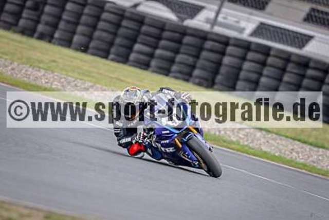 spof5827 | Professionelle Fotos von Sportveranstaltungen, aber auch Hochzeiten und anderen Events. - Realisiert mit Pictrs.com