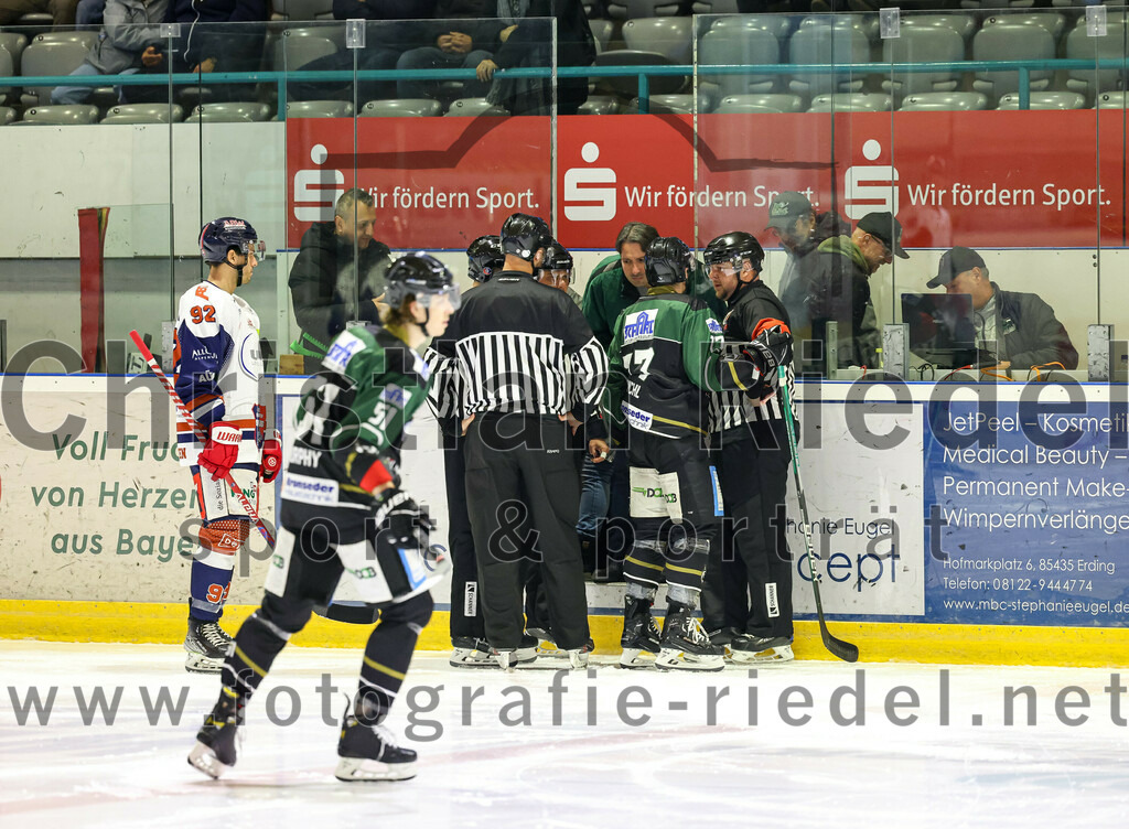 2022-10-23_012_TSV_Erding_gegen_ESC_Kempten | Erding, Deutschland, 23.10.2022:
Eishockey, Bayernliga 2022 / 2023, 7. Spieltag, TSV Erding gegen ESC Kempten, Endergebnis: 

Foto: Christian Riedel / fotografie-riedel.net