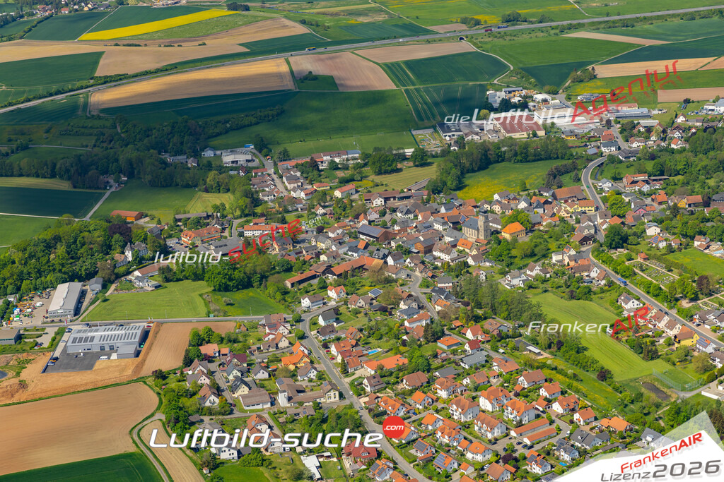 Die Luftaufnahme Unterlauter - Lautertal wurde 2022 vom Flugzeug aus (keine Drohne) erstellt. Hohe Auflösung -für große Poster und Wandbilder geeignet - Garantiert!