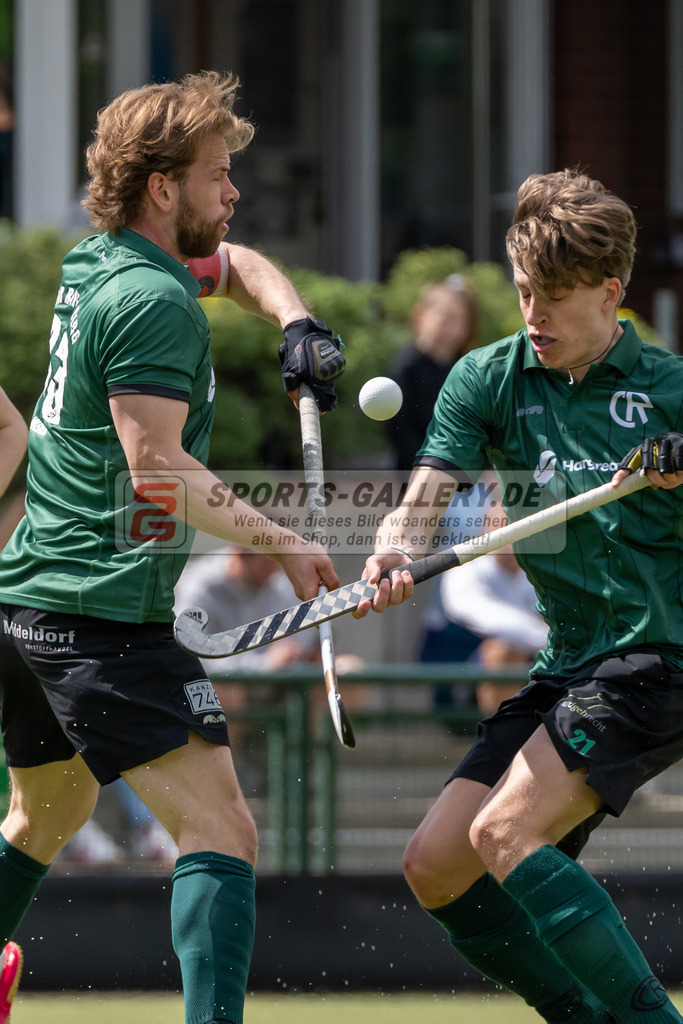 HK_20250504_106184-2 | Regionalliga West Herren Club Raffelberg - Crefelder HTC am 4.5.2025 Club Raffelberg , CR, Duisburg