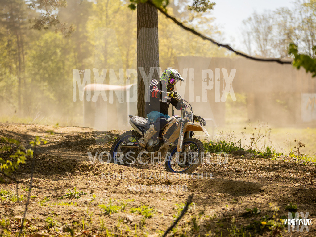 866A4963 | mxndyyvipix