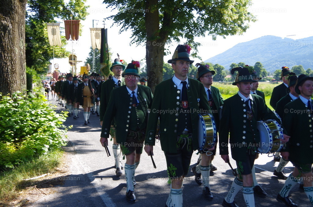 IMGP6058 | fotografiert von Axel PollmannLeonhardi Wallfahrt Benediktbeuern und Murnau, Fronleichnam, Fasching, Landschaft im Loisachtal und Benediktbeuern  - Realisiert mit Pictrs.com
