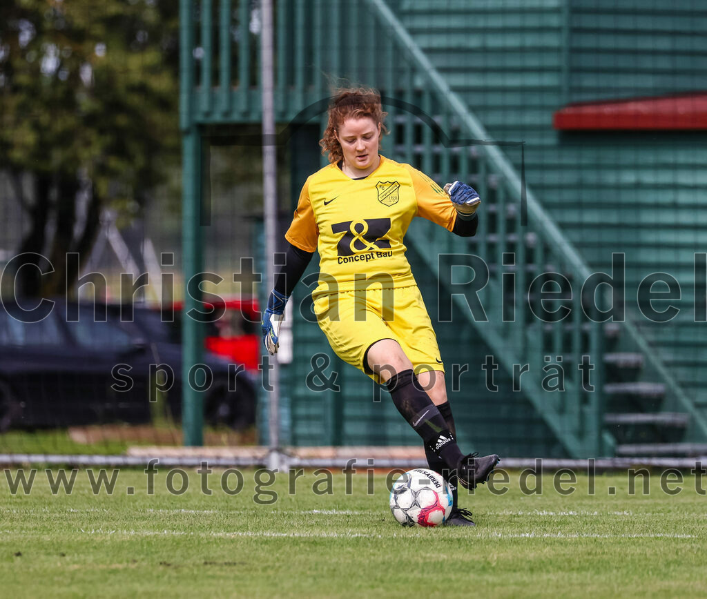 2023-09-03_132_Teamware_Cup_2023 | Oberding, Deutschland, 03.09.2023:
Fußball, TS Teamwear Cup 2023, Vorrunde, FC Schwaig gegen FC Langengeisling, Endergebnis: 

Foto: Christian Riedel / fotografie-riedel.net