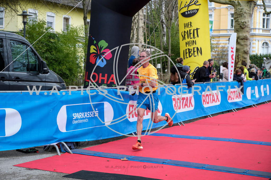 ..... | AUSTRIA, Wels, 30.03.25, ALOHA Wels Halbmarathon, Image Shows: , Foto: Wapics/RING M.