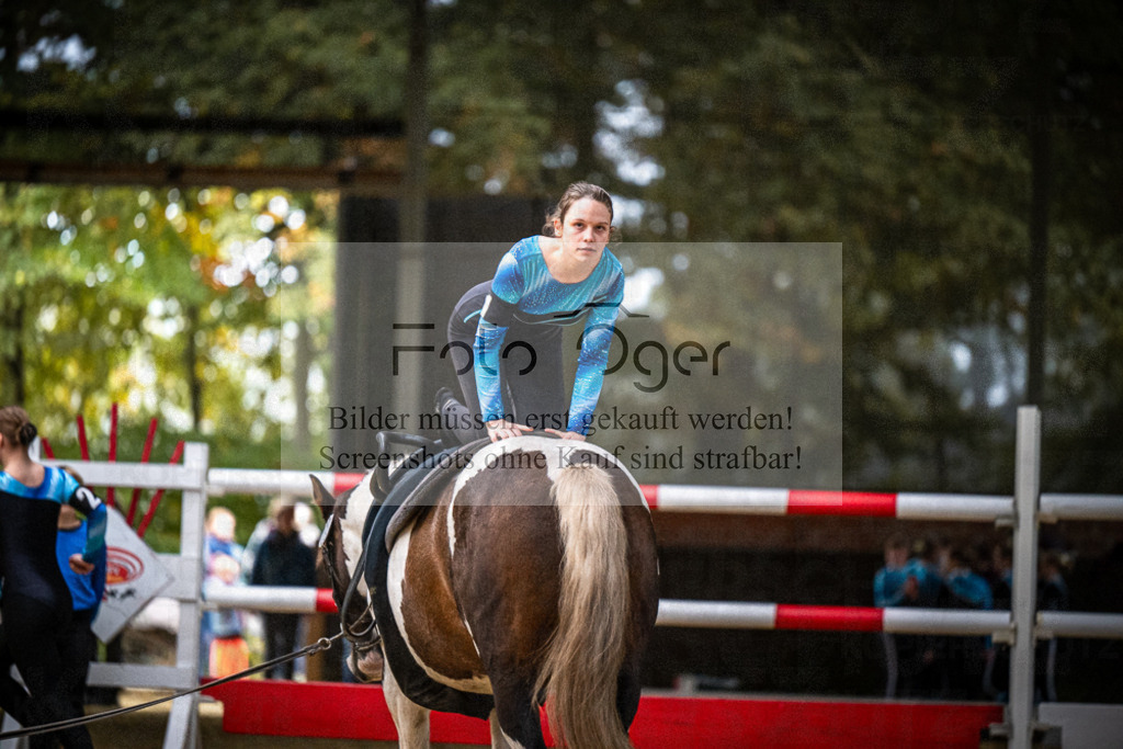 DOS_0277 | Entdecke hochwertige Reitturnierfotos von Foto Oger. Professionell, emotional und authentisch – jetzt Lieblingsmomente im Shop bestellen.Deutschlandweite Turnierfotografie. - Realisiert mit Pictrs.com
