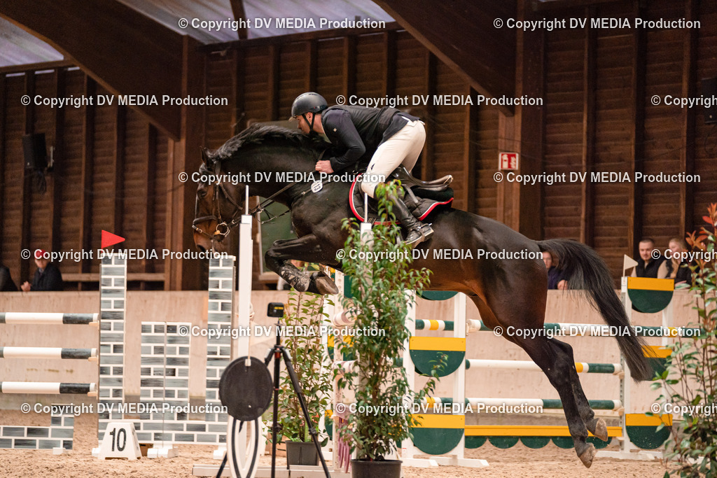 Springen Tag 3-406 | dv-media-shop - Realisiert mit Pictrs.com