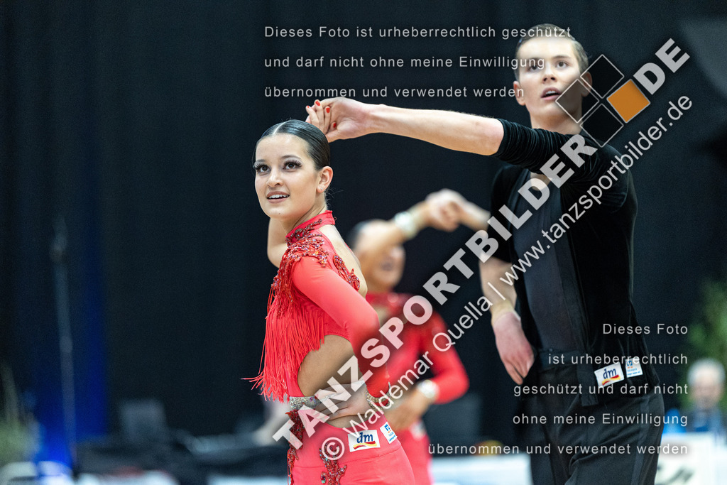 20240406-10960 | Hier finden Sie Tanz Bilder vom Latein und Standard Formationen tanzen. Sportbilder vom Tanzsport. Schöne Fotos und von Weltmeisterschaft, Europameisterschaft, Bundesliga, Regionalliga, Oberliga und Landesliga sowie von GOC Stuttgart, DanceComp, WM Bremen